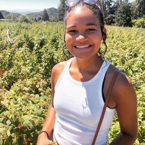 Meet your Posher, Moriah